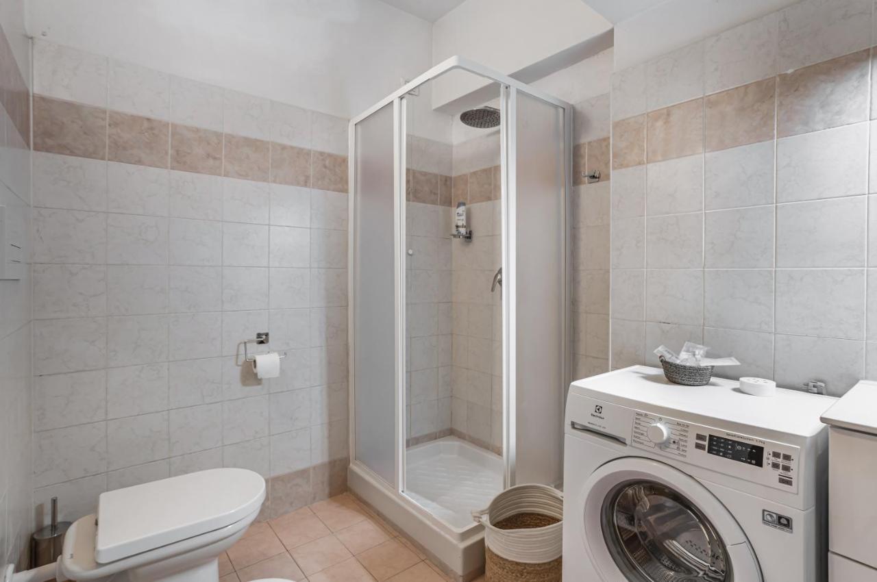 Viareggio Modern Apartment With Wifi! Exterior photo